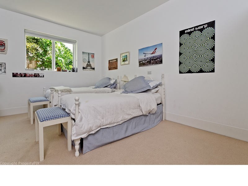 24 Willowdene Avenue, Sandy Bay TAS 7005