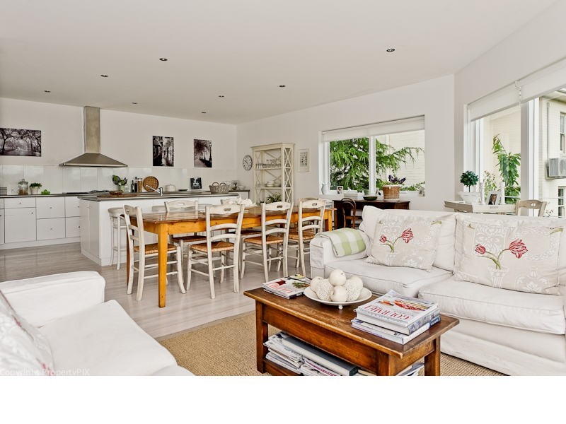 24 Willowdene Avenue, Sandy Bay TAS 7005