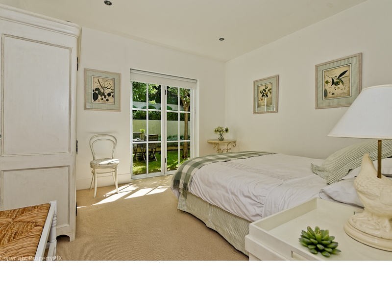 24 Willowdene Avenue, Sandy Bay TAS 7005