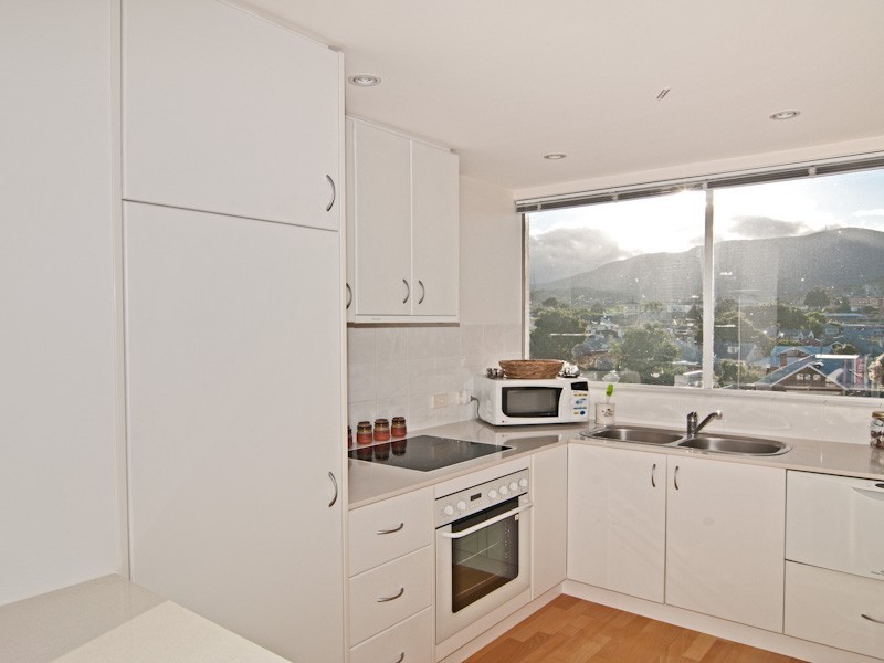 11/15 Battery Square, Battery Point TAS 7004