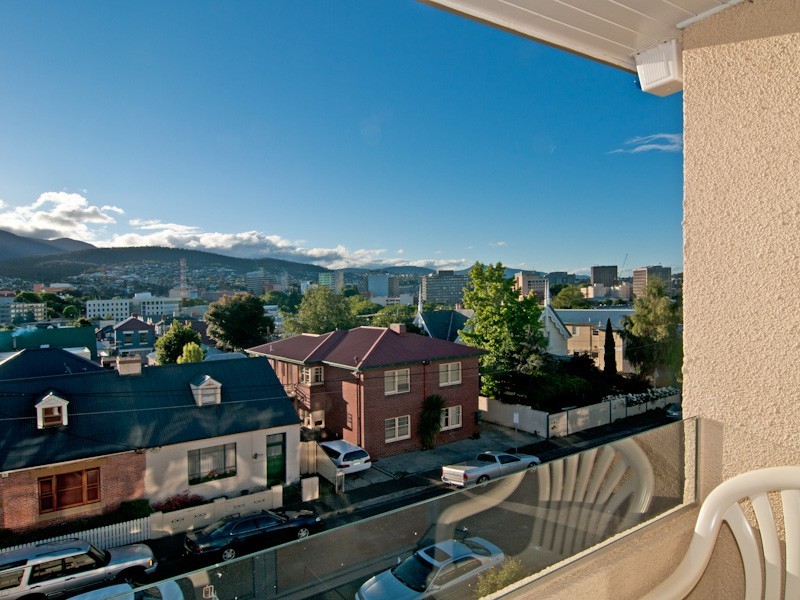 11/15 Battery Square, Battery Point TAS 7004