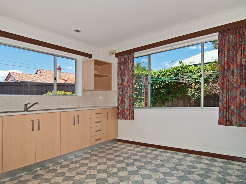 84 Regent Street, Sandy Bay TAS 7005
