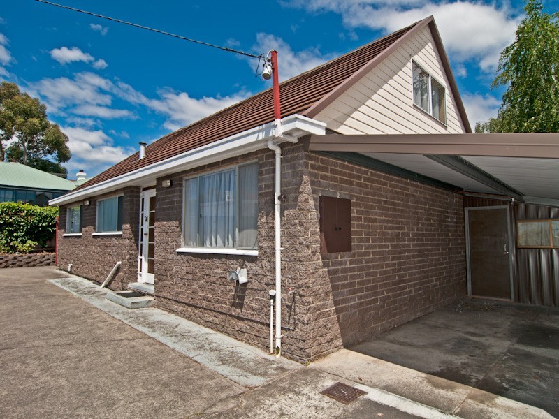 84 Regent Street, Sandy Bay TAS 7005