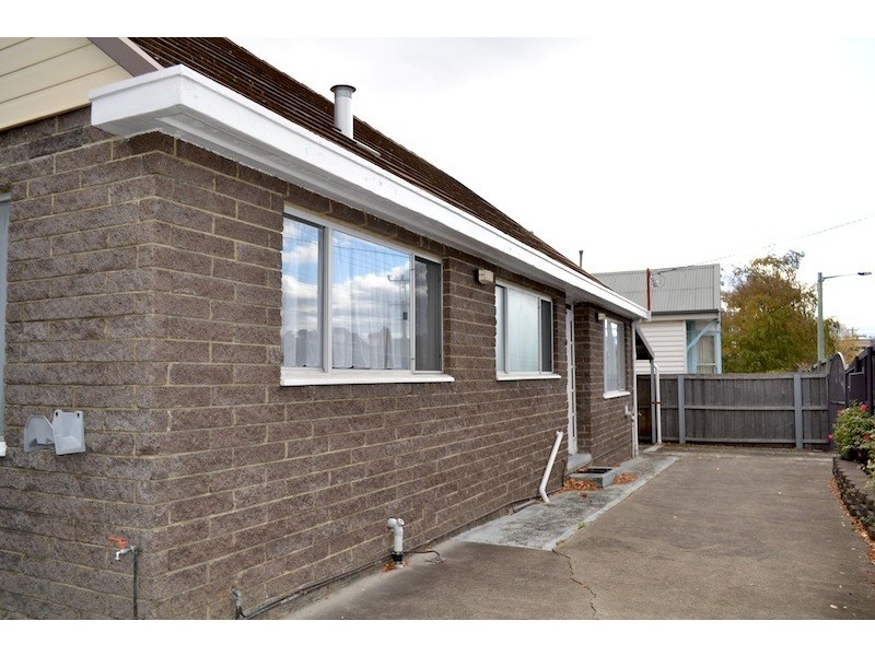 84 Regent Street, Sandy Bay TAS 7005
