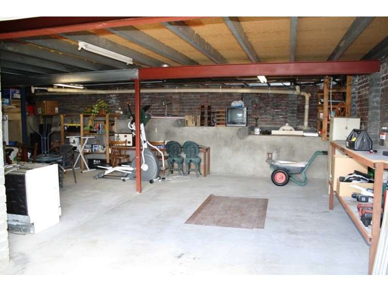 15 Lighton Way, Lenah Valley TAS 7008