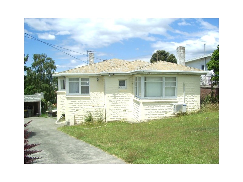 5 Hurlstone Crescent, West Moonah TAS 7009