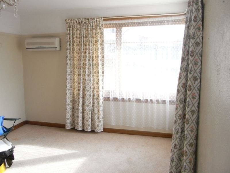 5 Hurlstone Crescent, West Moonah TAS 7009