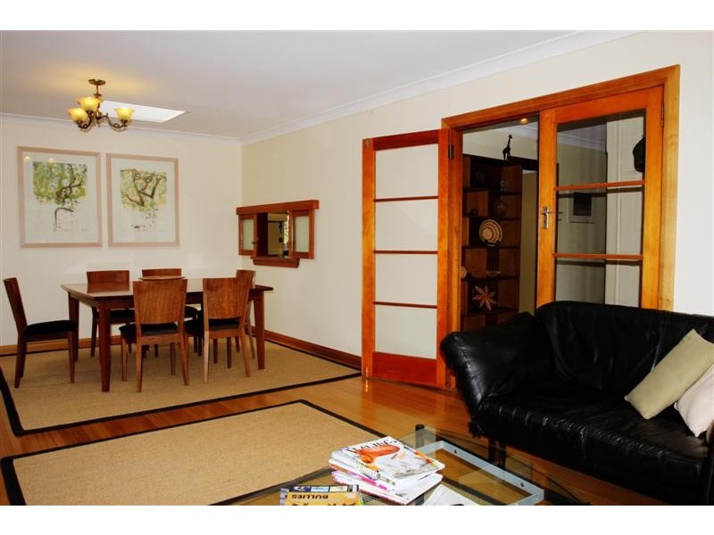 12 Hillside Crescent, West Hobart TAS 7000