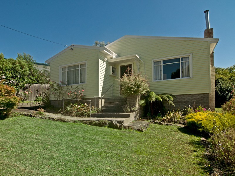 13 Alcides Avenue, Lenah Valley TAS 7008