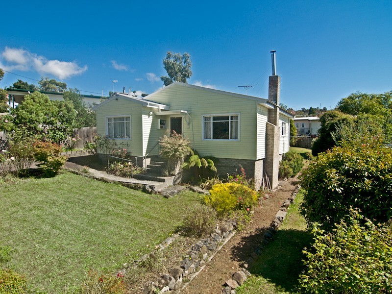 13 Alcides Avenue, Lenah Valley TAS 7008