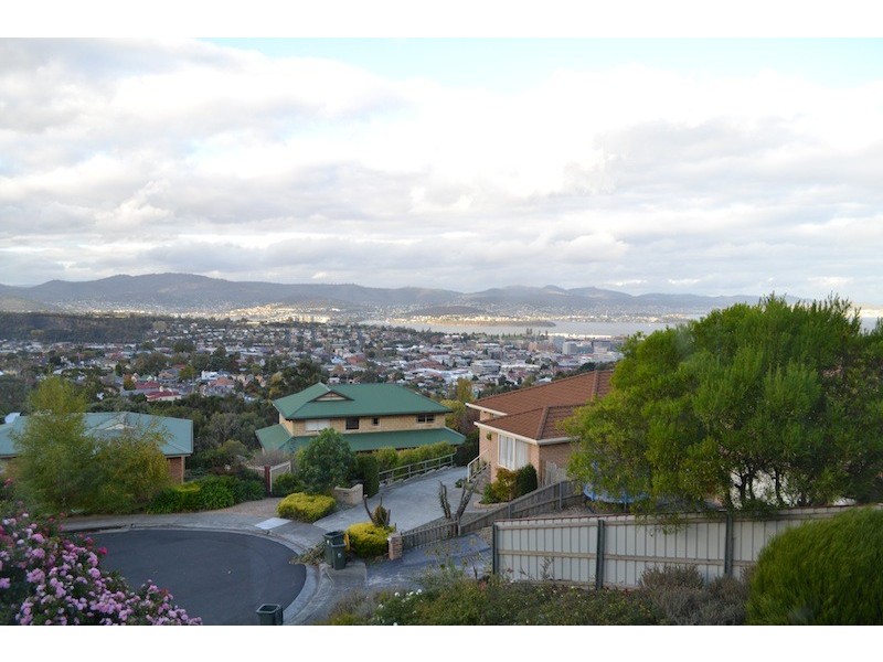 6 Hickson Place, West Hobart TAS 7000