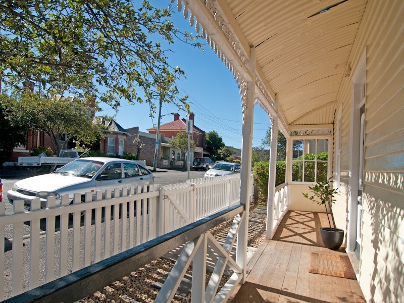 16 Strahan Street, North Hobart TAS 7000