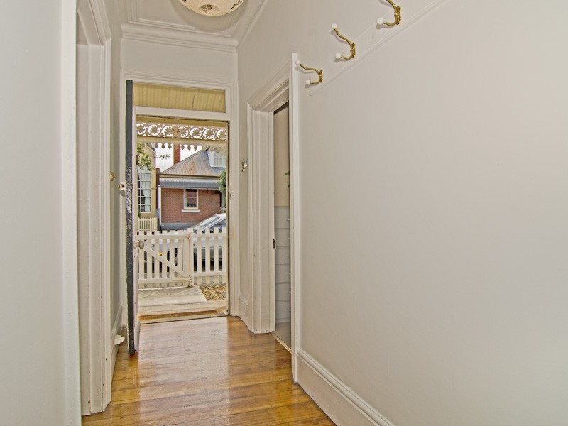 16 Strahan Street, North Hobart TAS 7000