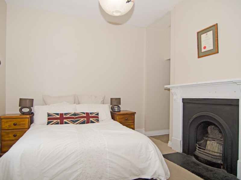 16 Strahan Street, North Hobart TAS 7000