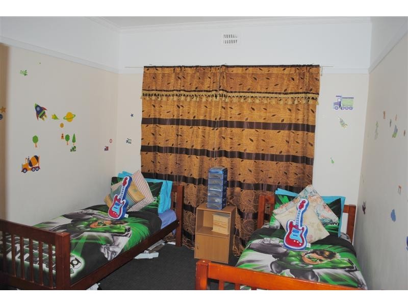 4 Gregson Avenue, New Town TAS 7008