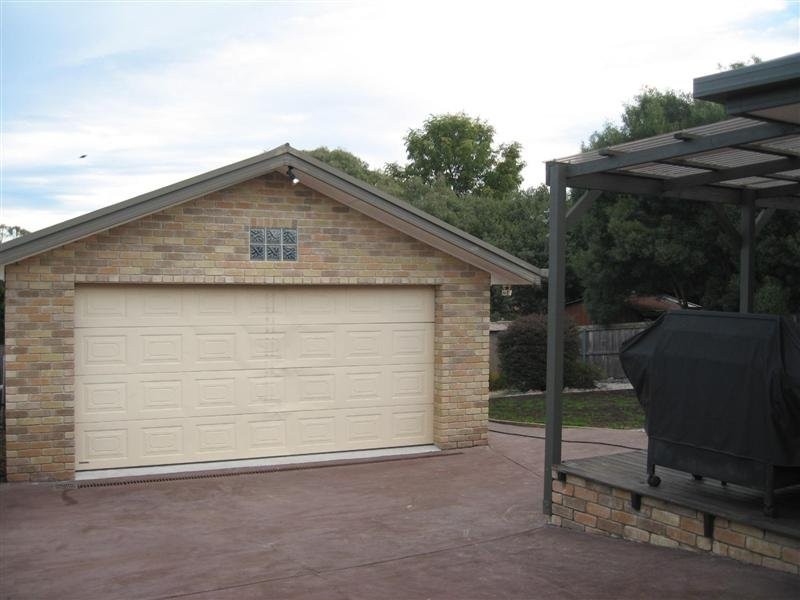 17 Nolan Crescent, Kingston TAS 7050