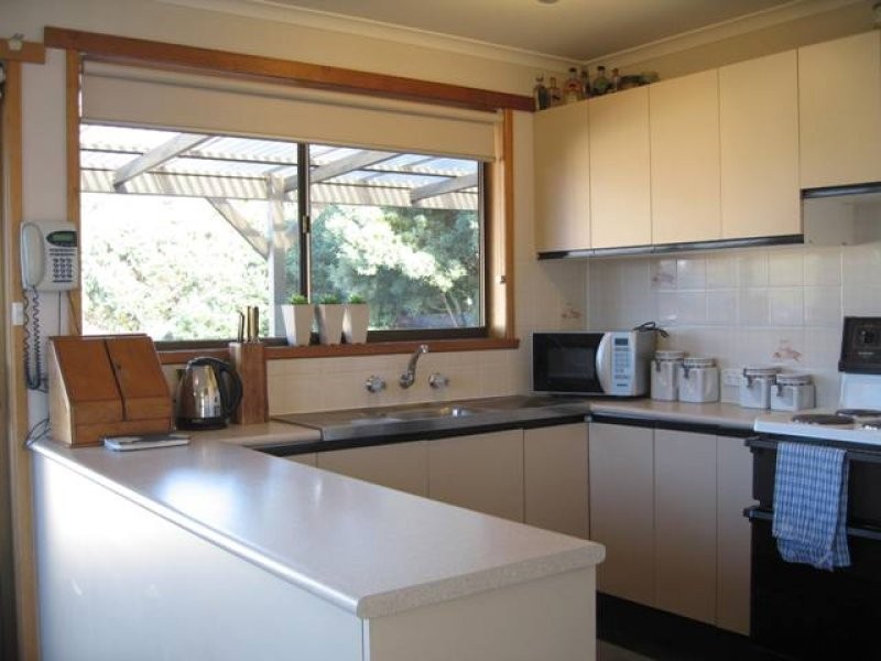 17 Nolan Crescent, Kingston TAS 7050