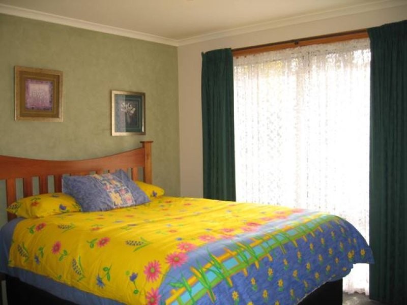 17 Nolan Crescent, Kingston TAS 7050