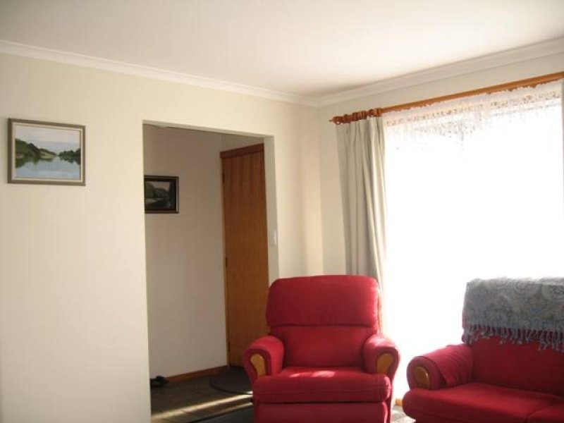 17 Nolan Crescent, Kingston TAS 7050