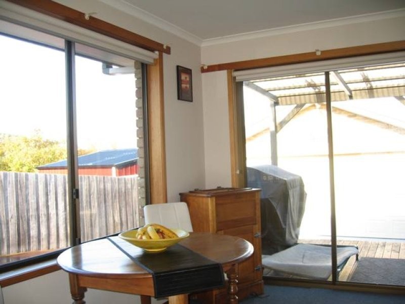 17 Nolan Crescent, Kingston TAS 7050