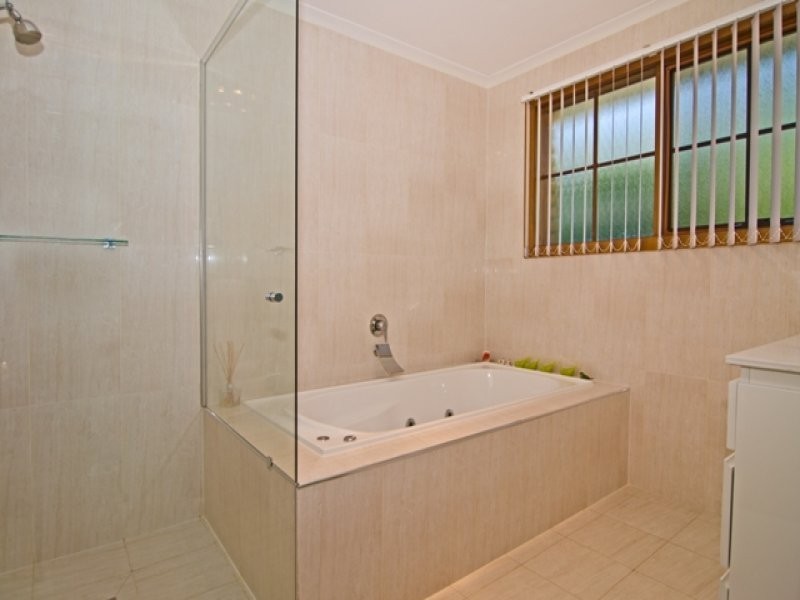 111 Howden Road, Howden TAS 7054
