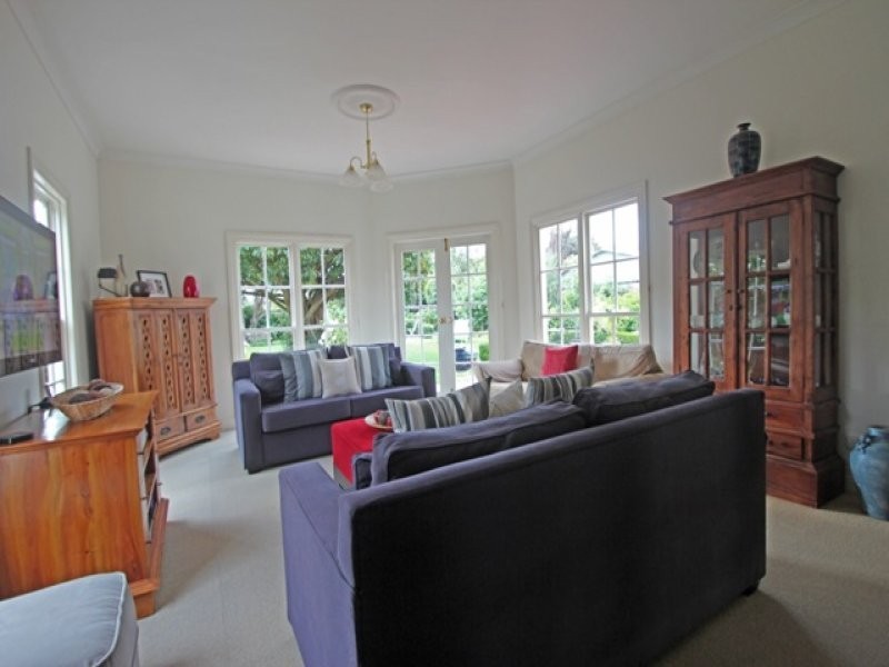 6 Windsor Street, Kingston Beach TAS 7050