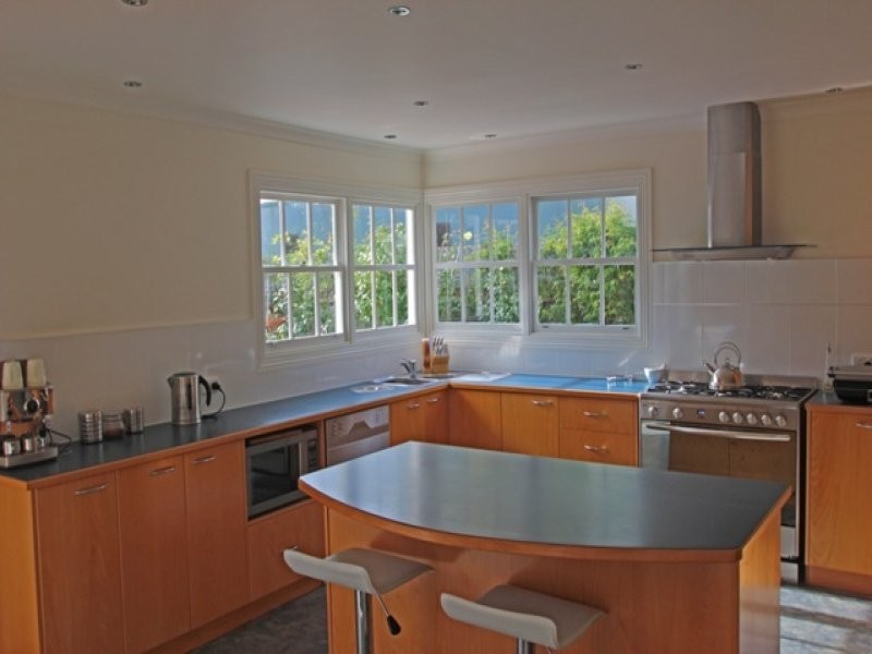 6 Windsor Street, Kingston Beach TAS 7050