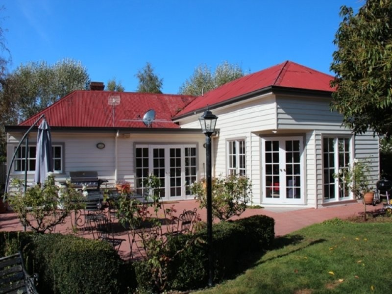 6 Windsor Street, Kingston Beach TAS 7050