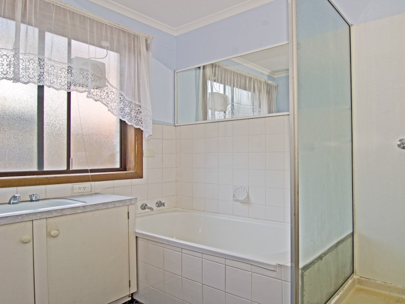 2/66 Bay Road, New Town TAS 7008