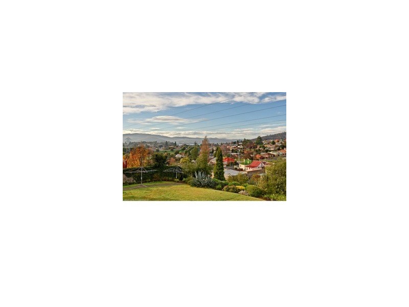 10/5 Marsh Street, New Town TAS 7008