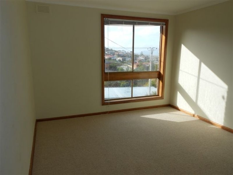 27 Clift Street, Mount Stuart TAS 7000