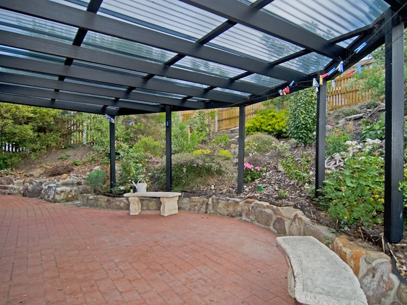 30 Firth Road, Lenah Valley TAS 7008