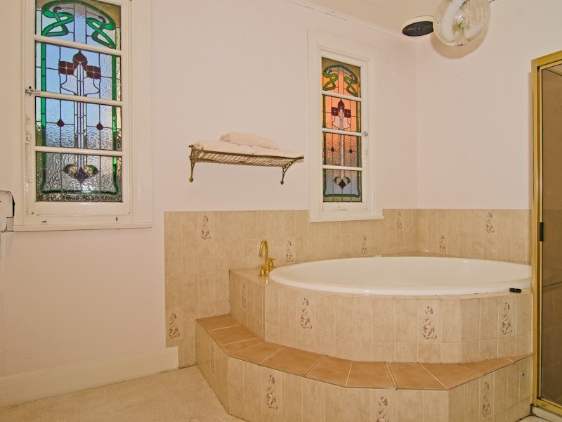 8 Dresden Street, Sandy Bay TAS 7005