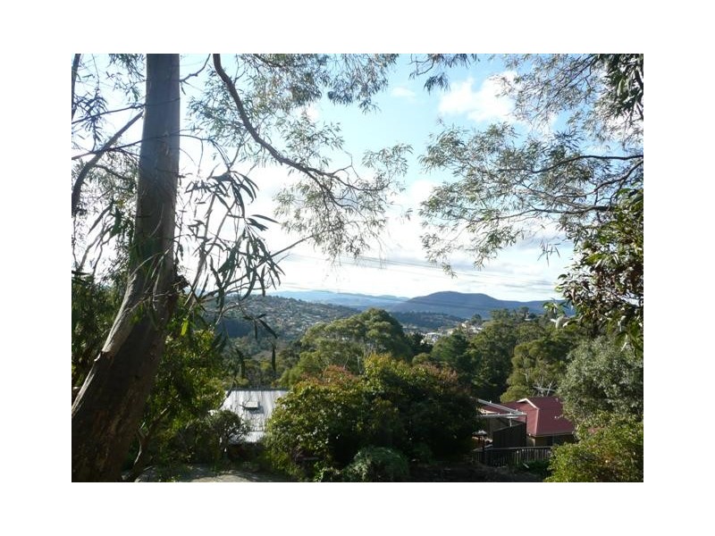 184 Pottery Road, Lenah Valley TAS 7008