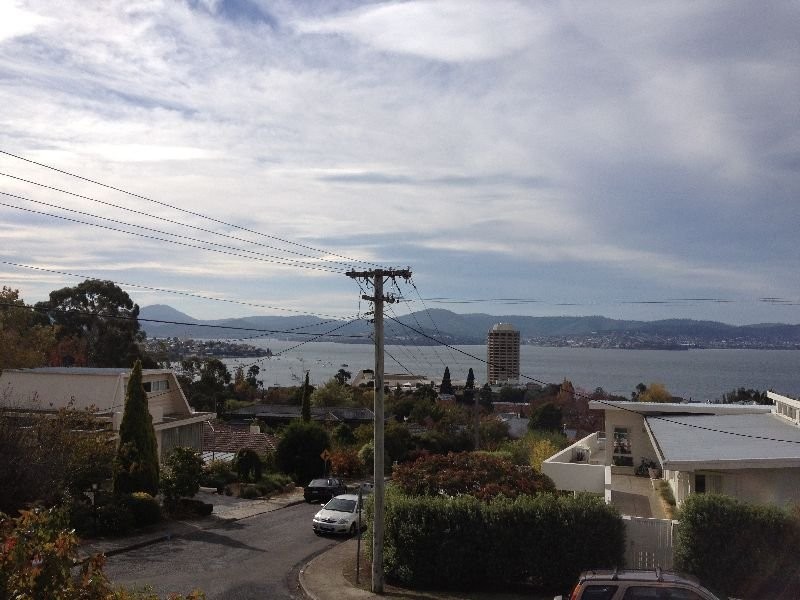 3/8 Binney Court, Sandy Bay TAS 7005