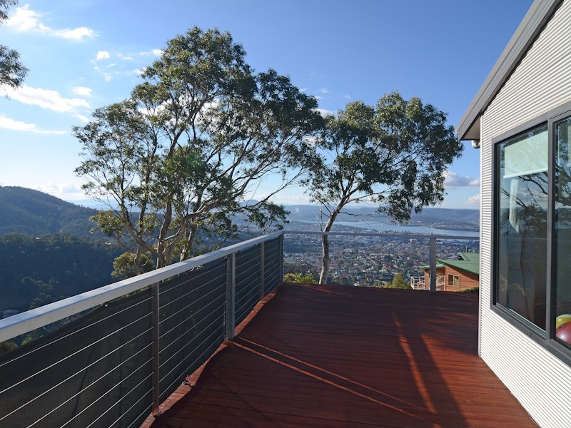 10 Woodridge Place, Tolmans Hill TAS 7007