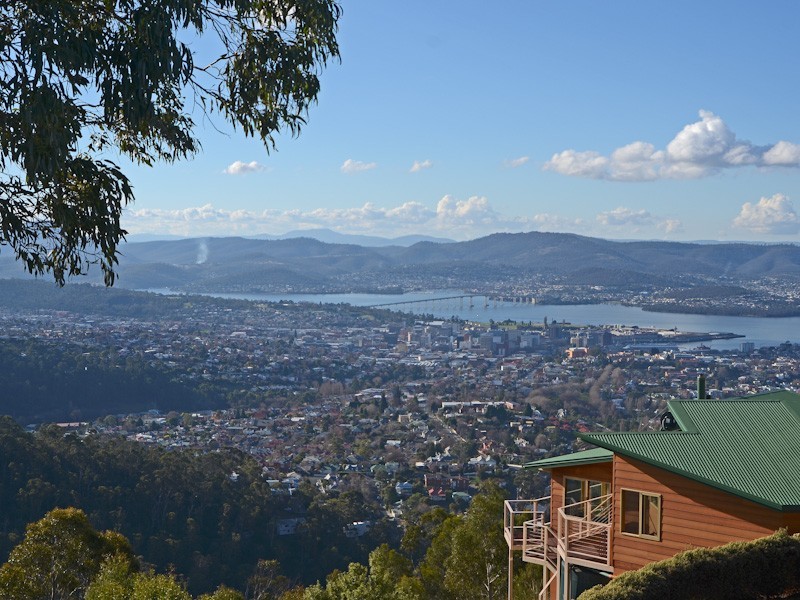 10 Woodridge Place, Tolmans Hill TAS 7007