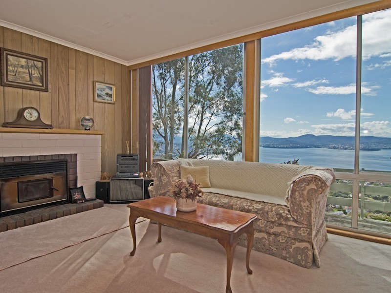 5 Cartela Street, Sandy Bay TAS 7005