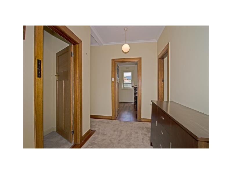16A Cuthbert Avenue, Lenah Valley TAS 7008