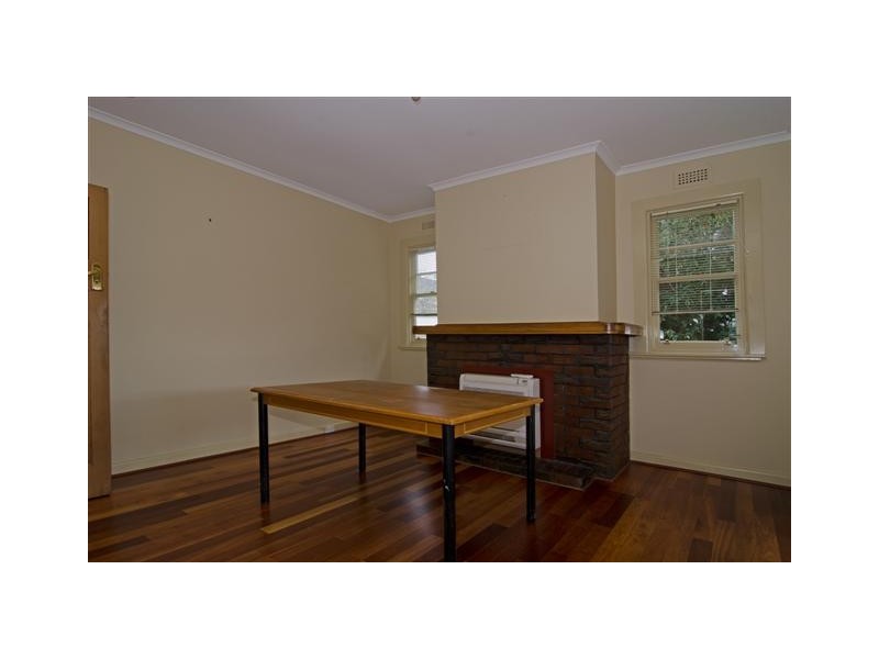 16A Cuthbert Avenue, Lenah Valley TAS 7008