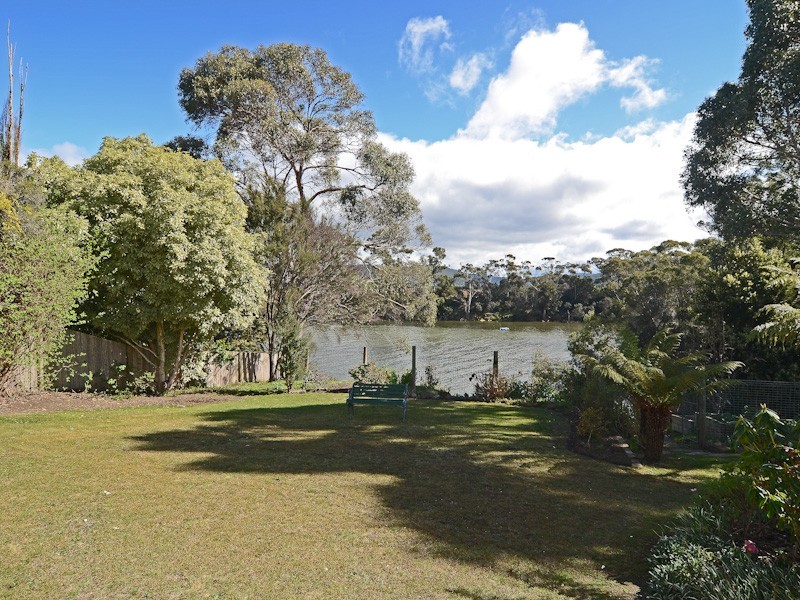 283 Howden Road, Howden TAS 7054