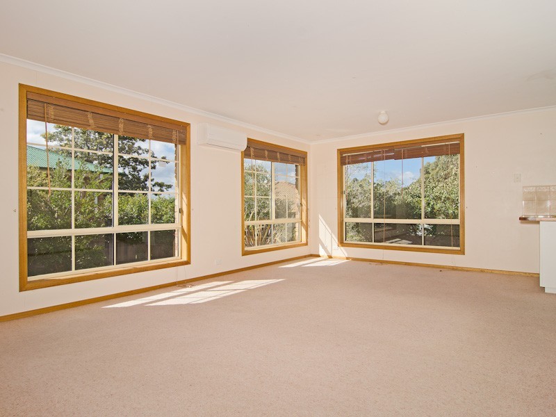 2/30 Saunders Crescent, South Hobart TAS 7004