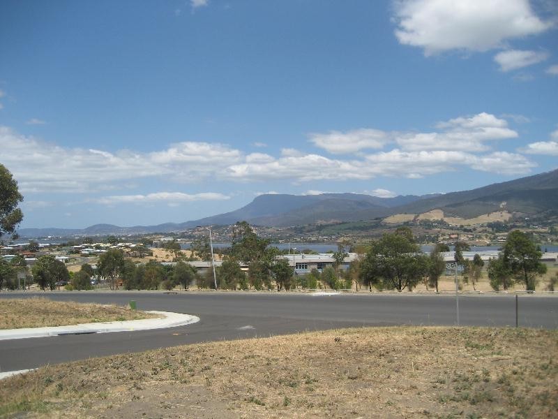 Bridgewater TAS 7030