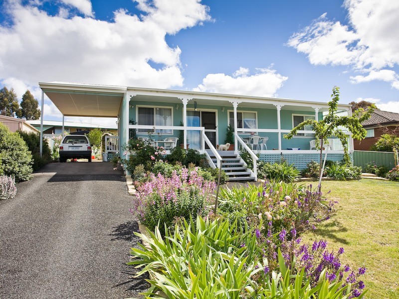 Bridgewater TAS 7030