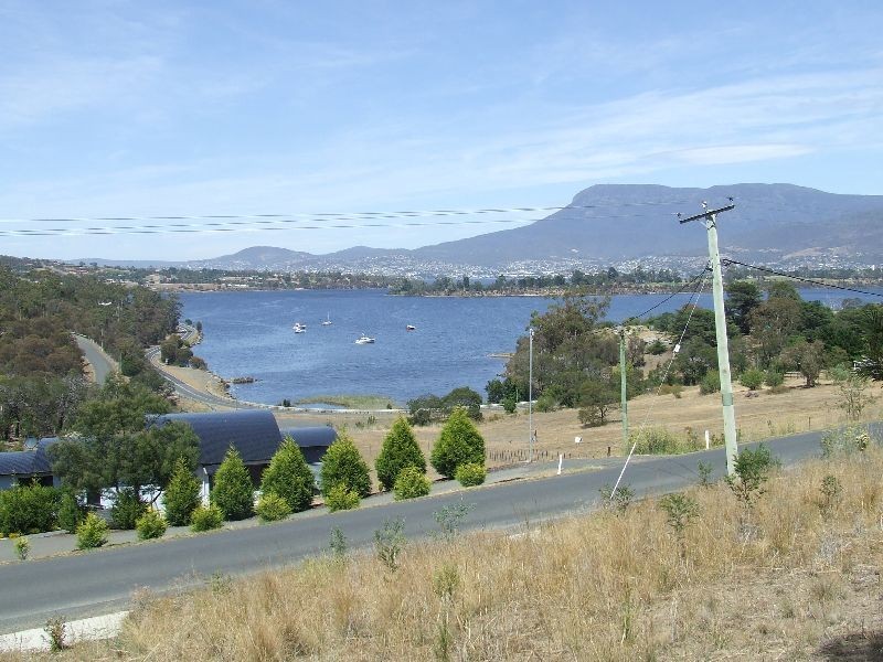 Old Beach TAS 7017