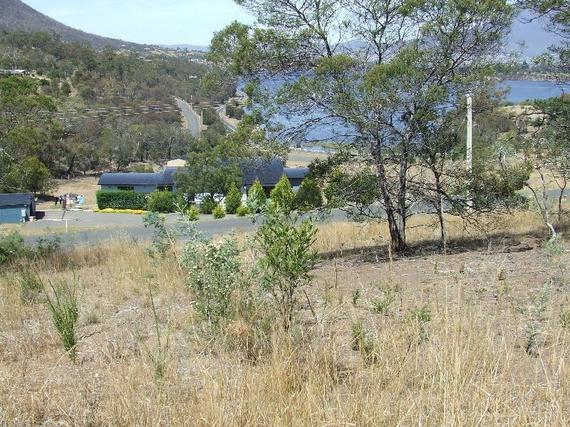 Old Beach TAS 7017