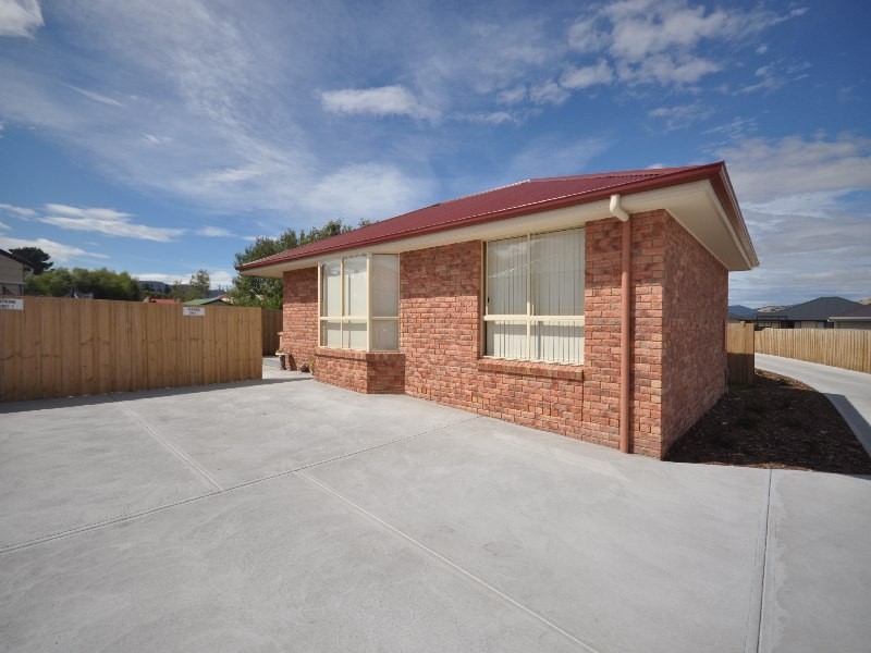 1/9 Henry Place, Brighton TAS 7030