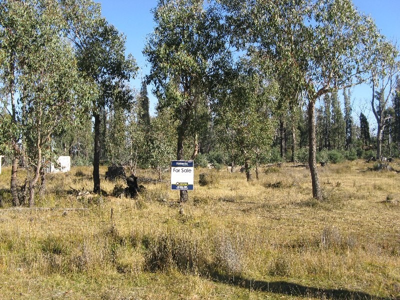 Lake Crescent TAS 7120
