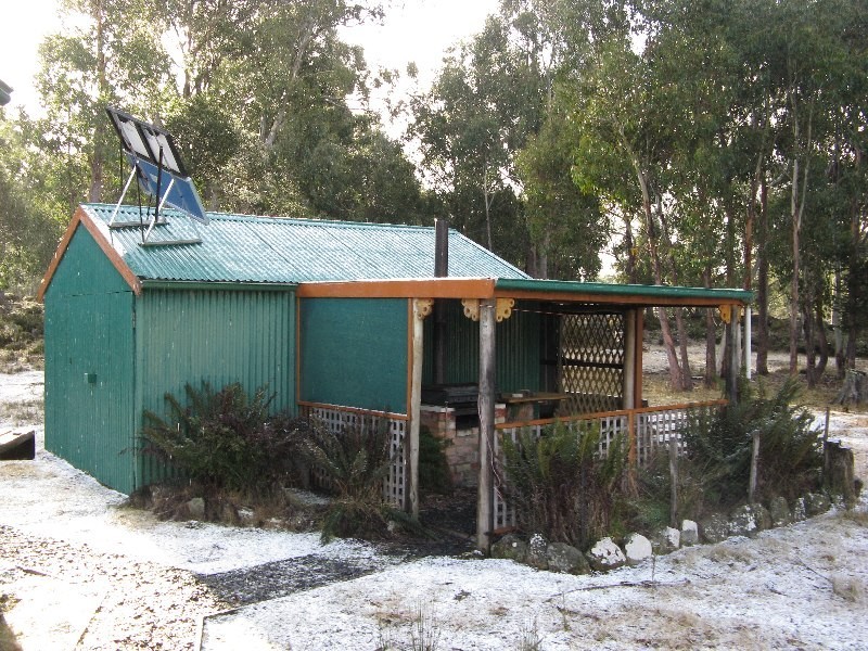 Lake Crescent TAS 7120