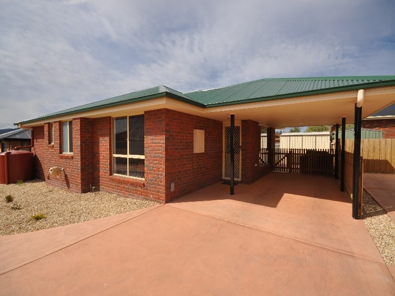 4/44a Racecourse Road, Brighton TAS 7030